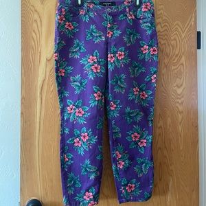Nine West Hawaiian Print Cigarette Jeans!